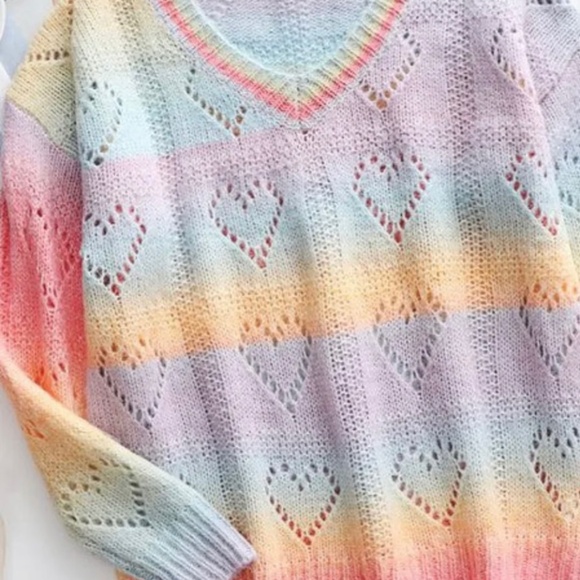 NWOT Ombré Heart Sweater - Picture 3 of 3